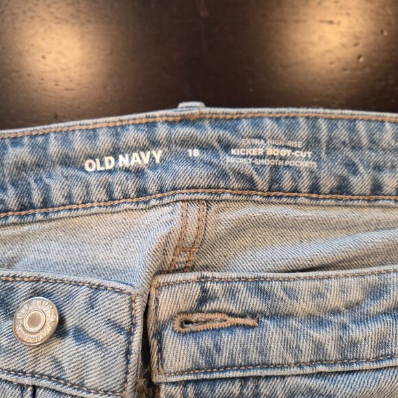 Old Navy Extra High Rise Kicker Boot-Cut Size 18 - Picture 4 of 4